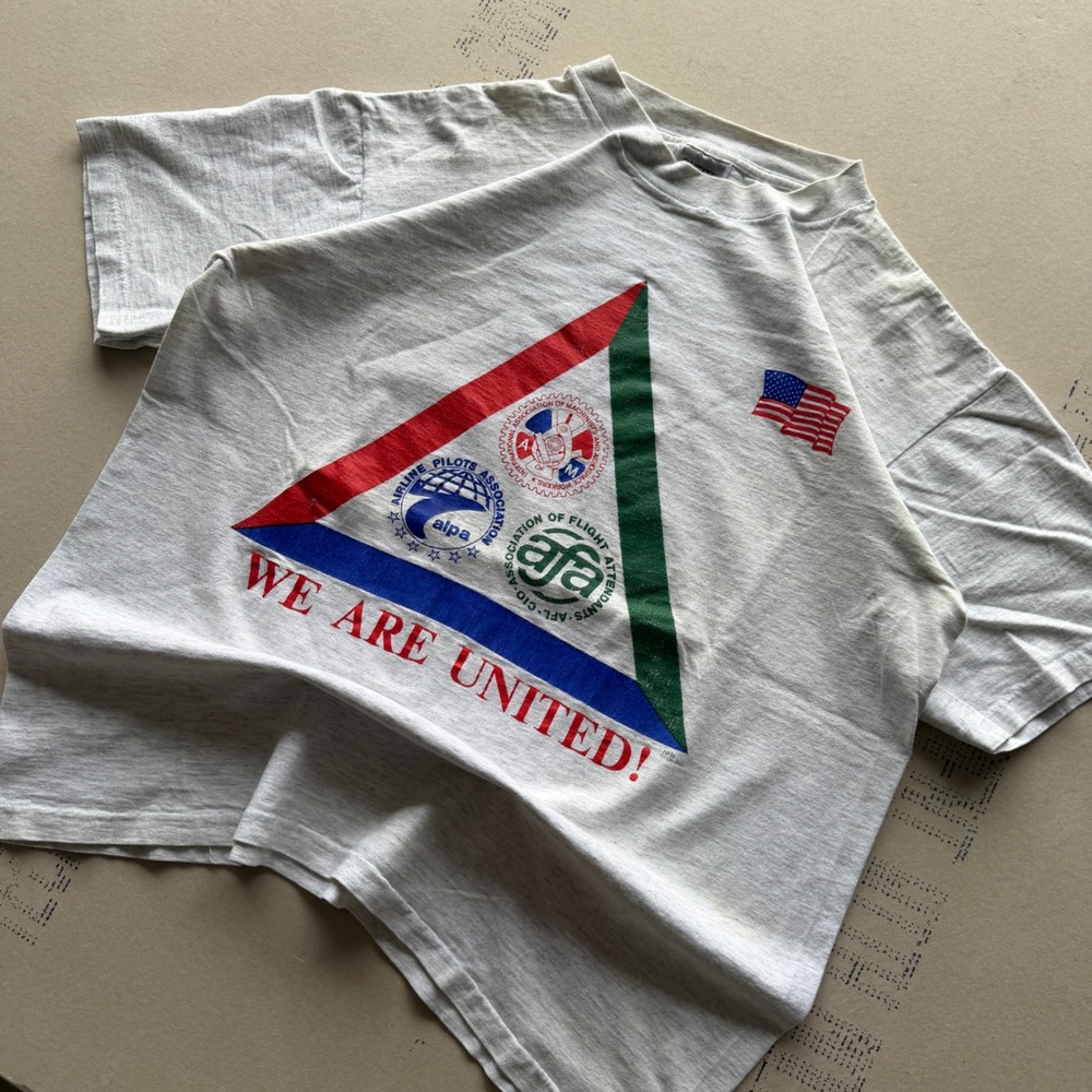 Vintage 90s RARE United Airlines Promo T-shirt